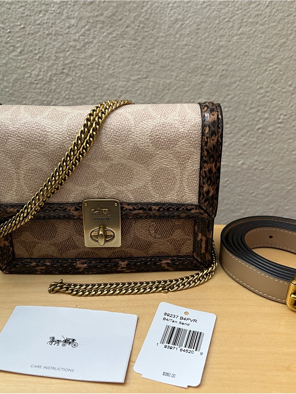 NWT Coach Women Hutton Belt Bag In Blocked Signature Canvas With Snakeskin - Picture 2 of 11